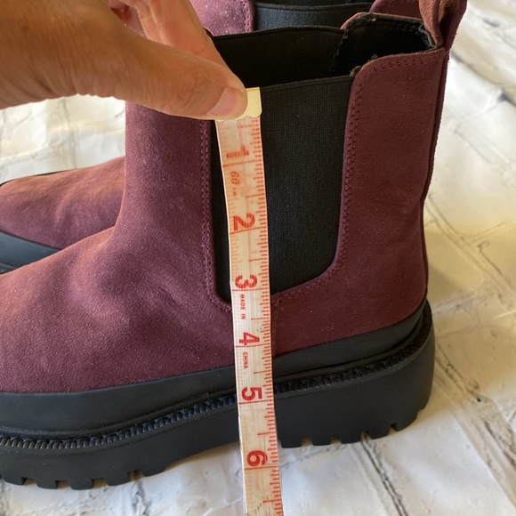 Nordstrom Rack Chunky Lug Sole Bellamy Chelsea Booties - Picture 12 of 12